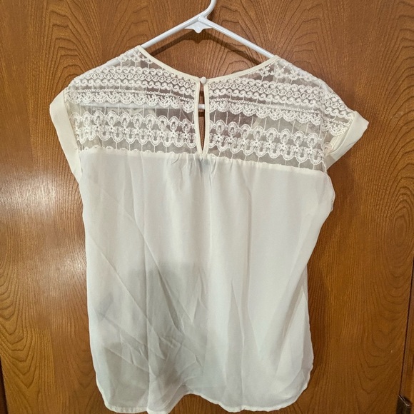 Source Unknown Cream Lace Accent Blouse - Picture 7 of 7